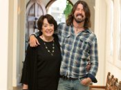 Как воспитать рок-звезду: история мамы известного музыканта Дэйва Грола