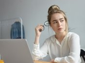 Каким знакам Зодиака не повезет в октябре 2022 года - гороскоп