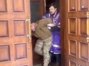 Скандал с избиением военного в Хмельницком получил продолжение: попов УПЦ МП собираются выселять
