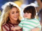 Шакира выступила на Чемпионате мира по футболу вместе с сыном (ФОТО)