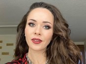 Украинская певица Юлия Санина