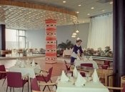 Только столовки: почему в СССР люди не ходили в рестораны и даже не хотели этого делать