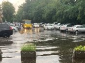 Из-за ливня в столице подтоплены некоторые улицы