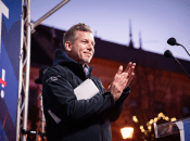 Петер Мадьяр построил успешную политическую карьеру