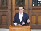 Сенатор Мерфи предупредил о серьезных последствиях затягивания помощи Украине и другим странам