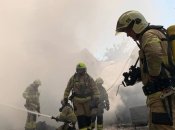 На месте работают спасатели