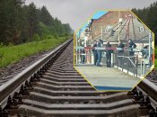 Не услышал криков из-за наушников: в Ужгороде подростка сбил поезд (фото)