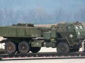 HIMARS ВСУ впервые повреждены? Появилось видео с машинами, отправленными на ремонт в США