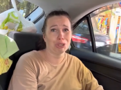 росіянку аж перекосило від страждань, що доводиться повертатись додому