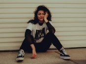 Леггинсы – атрибут гардероба многих девушек