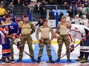 Олександр Овечкін з американськими військовими