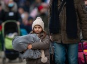 Дитина може виїхати з України лише з одним з батьків