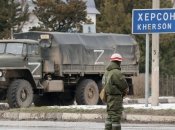 Те, що окупанти вивозять із Херсона пам’ятники Ушакову та Суворову, не означає, що вони готуються до втечі