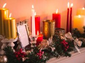 Свечи горят в праздник