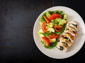 Рулет з овочами та м’ясом