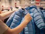 Куди покласти куртку після зими