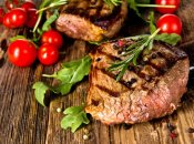 Нежный и сочный стейк из говядины