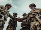 Українські військовослужбовці