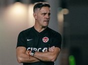 Чи має він яйця? Навіщо хорвати опублікували фото голого тренера збірної Канади