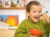 Детское питание: каким должен быть полезный завтрак для ребенка