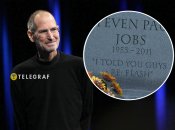 Стив Джобс скончался 5 октября 2011 года