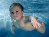Грудничковое плавание: что о нем нужно знать