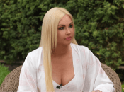 Певица Камалия