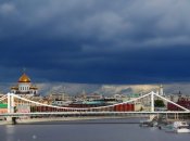 Крымский мост в Москве