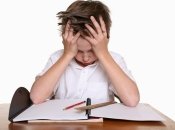 Как заставить ребенка делать уроки без слез и скандалов