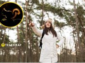 Девушка в лесу