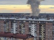 У Житомирі після вибуху у повітря піднявся величезний стовп диму