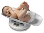 Родители недооценивают вес ребенка