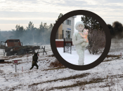 В Кемерово женщина слепила из снега фигуру солдата и оказалась не столь далекой от правды: в Украине им действительно холодно