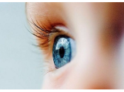 Как меняется зрение ребенка с рождения до года