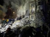 Один из подъездов полностью разрушен