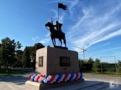Пам'ятник Невському у Маріуполі