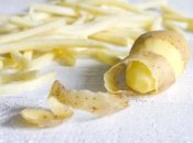 Прекрасная альтернатива магазинным снекам - чипсы из картофельной кожуры