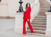 Червоні штани будуть у тренді