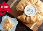 Пирог с мясом и сыром из слоеного теста