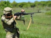 Украинские военные отрабатывают навыки стрельбы