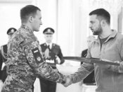 Володимир Зеленський і Герой України Олександр Кукурба