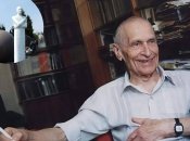 Могила Николая Амосова