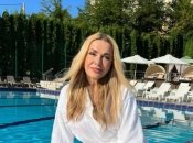 Ольга Сумская на курорте