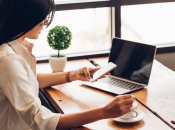 Один из способов перенести данные – использовать компьютер