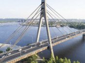 Водителям на заметку: на Северном мосту в Киеве частично ограничат движение транспорта