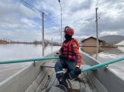 Рятувальники проводять евакуацію