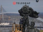 Демонтаж російсько-українського монумента у Києві