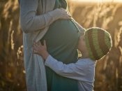 Витамины для беременных по триместрам: как правильно питаться