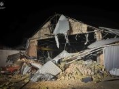 Склад повністю зруйнований