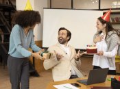 Подготовьте для коллеги искренние пожелания